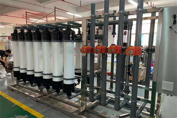 大型養(yǎng)殖企業(yè)為什么一定要上自動(dòng)化養(yǎng)殖場(chǎng)凈水設(shè)備?