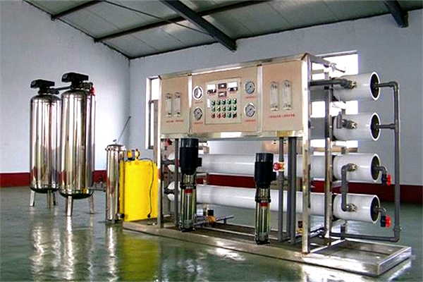 如何選擇優質的反滲透純水設備廠家？