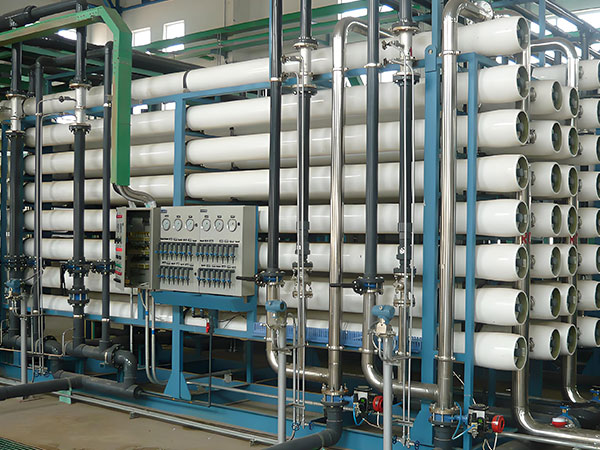君浩環(huán)保鍋爐反滲透水處理成套設(shè)備：引領(lǐng)行業(yè)新標(biāo)準(zhǔn)的優(yōu)質(zhì)水處理方案