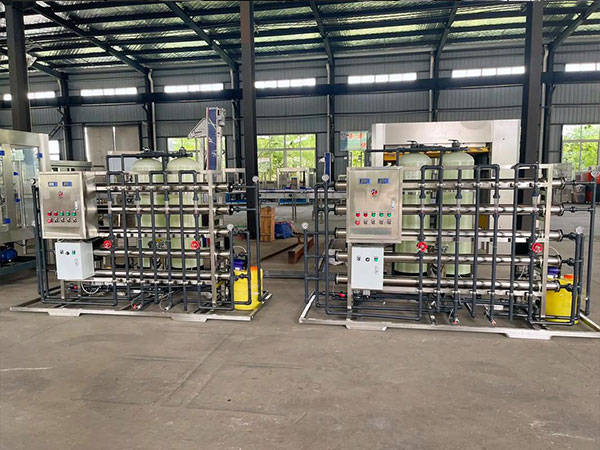 工業(yè)純水設(shè)備制造廠家：選對(duì)伙伴，讓工業(yè)純水供應(yīng)更穩(wěn)定、合規(guī)