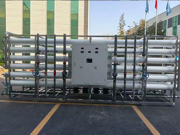 反滲透水處理設(shè)備價(jià)格大概多少？工業(yè)采購先掌握這個(gè)定價(jià)邏輯